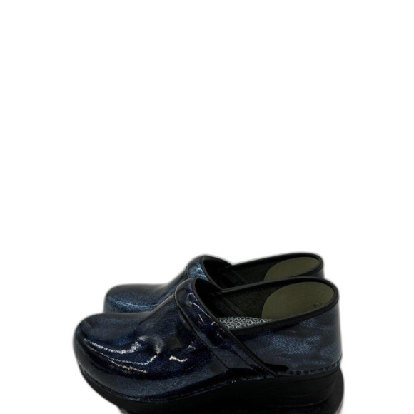 NIB Women's Dansko XP 2.0 Blue Denim Clog Work Shoes Size 9.5 - Picture 1 of 6